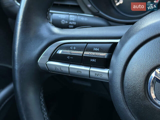 Мазда 3 2019 в Львове на Automoto.ua Синий Мазда 3, объемом двигателя 2.49 л и пробегом 81 тыс. км за 17500 $, фото 34 на Automoto.ua