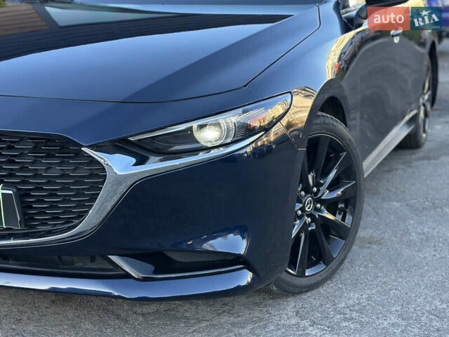 Мазда 3 2019 в Львове на Automoto.ua Синий Мазда 3, объемом двигателя 2.49 л и пробегом 81 тыс. км за 17500 $, фото 4 на Automoto.ua