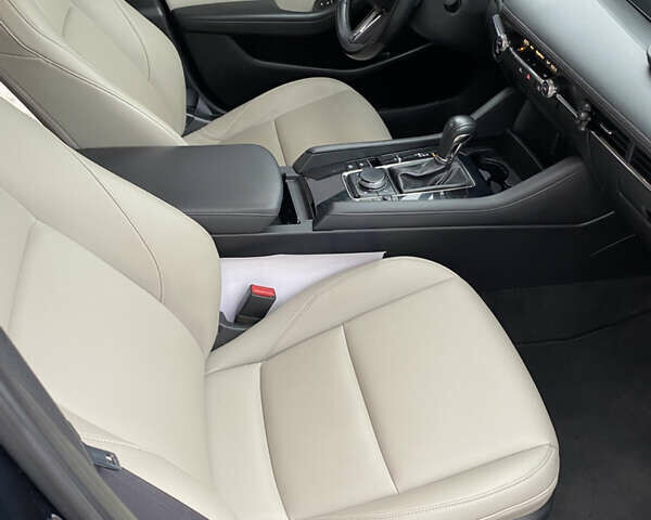 Синий Мазда 3, объемом двигателя 2.49 л и пробегом 60 тыс. км за 14700 $, фото 8 на Automoto.ua