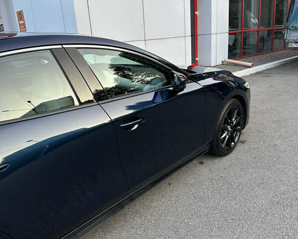 Синий Мазда 3, объемом двигателя 2.49 л и пробегом 38 тыс. км за 18000 $, фото 5 на Automoto.ua