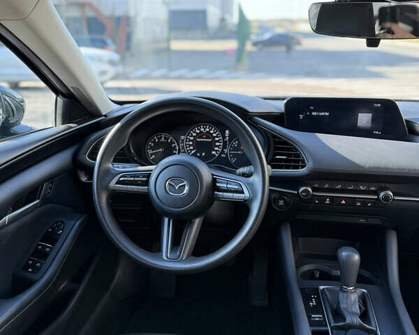 Синий Мазда 3, объемом двигателя 2 л и пробегом 85 тыс. км за 13900 $, фото 9 на Automoto.ua