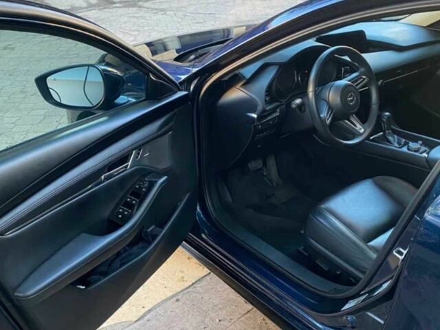 Синий Мазда 3, объемом двигателя 2.5 л и пробегом 99 тыс. км за 12000 $, фото 7 на Automoto.ua