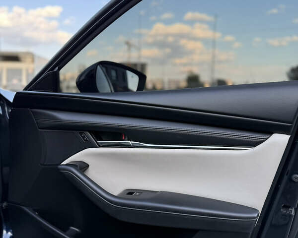 Синий Мазда 3, объемом двигателя 2.5 л и пробегом 56 тыс. км за 15200 $, фото 42 на Automoto.ua