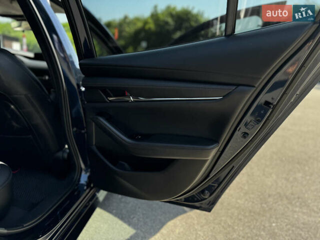 Синий Мазда 3, объемом двигателя 2.5 л и пробегом 55 тыс. км за 15400 $, фото 24 на Automoto.ua