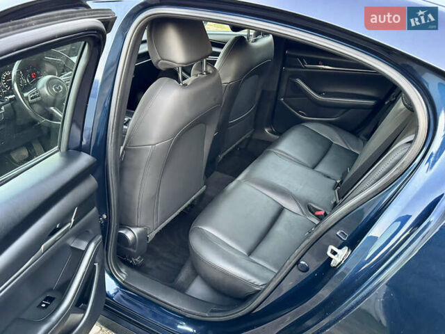 Синий Мазда 3, объемом двигателя 2.49 л и пробегом 180 тыс. км за 14900 $, фото 10 на Automoto.ua