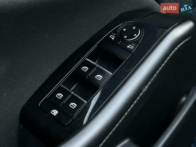 Синий Мазда 3, объемом двигателя 2.49 л и пробегом 129 тыс. км за 13999 $, фото 8 на Automoto.ua