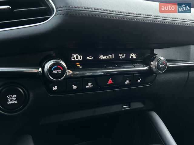 Синий Мазда 3, объемом двигателя 2.49 л и пробегом 129 тыс. км за 13999 $, фото 12 на Automoto.ua