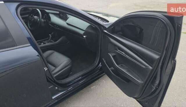 Синий Мазда 3, объемом двигателя 2.49 л и пробегом 93 тыс. км за 16500 $, фото 11 на Automoto.ua