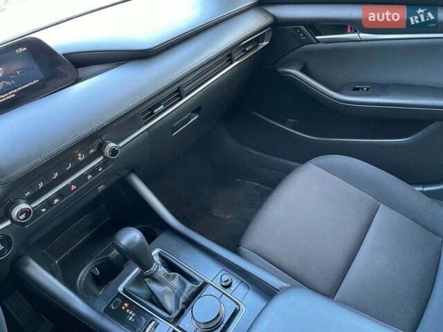 Синій Мазда 3, об'ємом двигуна 2 л та пробігом 75 тис. км за 11555 $, фото 11 на Automoto.ua