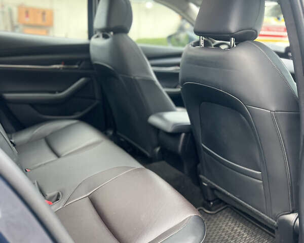 Синий Мазда 3, объемом двигателя 2.49 л и пробегом 68 тыс. км за 20600 $, фото 8 на Automoto.ua