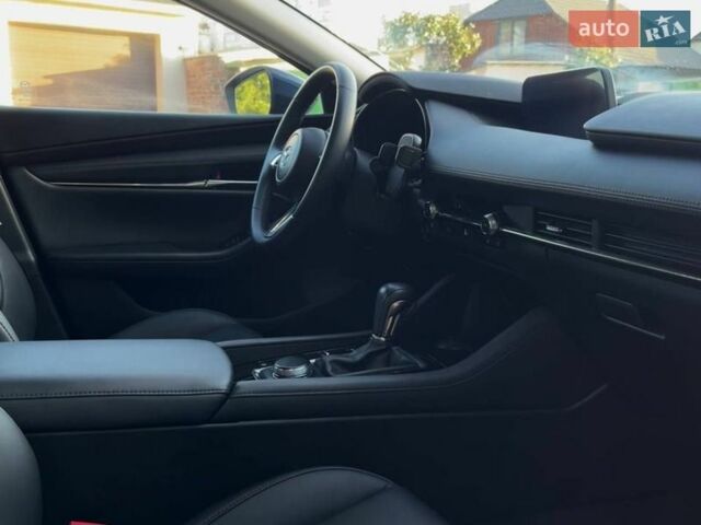 Синий Мазда 3, объемом двигателя 2.49 л и пробегом 10 тыс. км за 22000 $, фото 19 на Automoto.ua