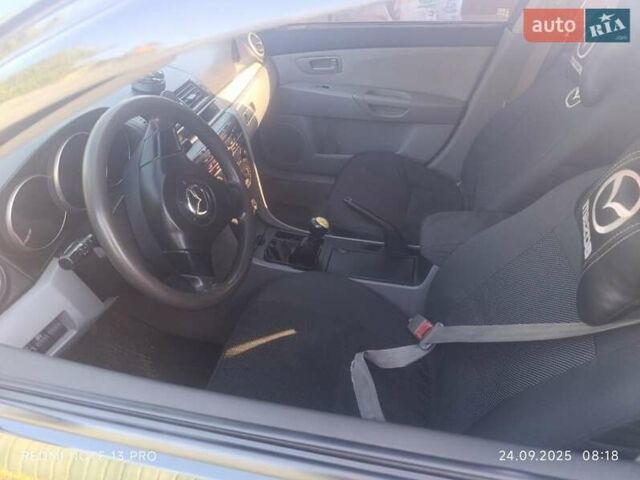 Зеленый Мазда 3, объемом двигателя 1.6 л и пробегом 250 тыс. км за 4100 $, фото 1 на Automoto.ua