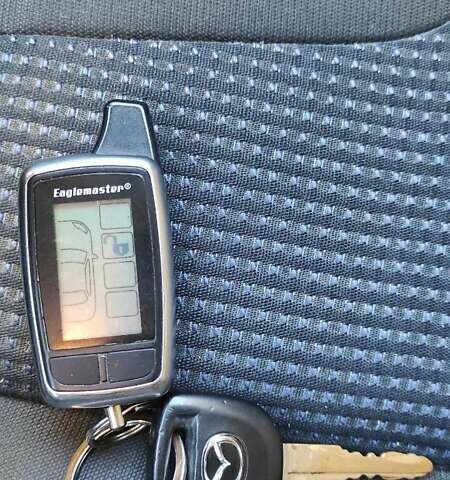 Зеленый Мазда 3, объемом двигателя 1.6 л и пробегом 270 тыс. км за 3500 $, фото 8 на Automoto.ua