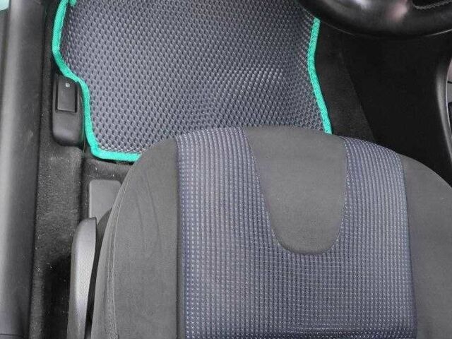 Зеленый Мазда 3, объемом двигателя 1.6 л и пробегом 270 тыс. км за 3500 $, фото 11 на Automoto.ua