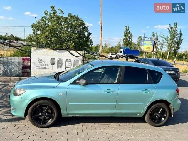 Зеленый Мазда 3, объемом двигателя 1.6 л и пробегом 270 тыс. км за 3500 $, фото 1 на Automoto.ua
