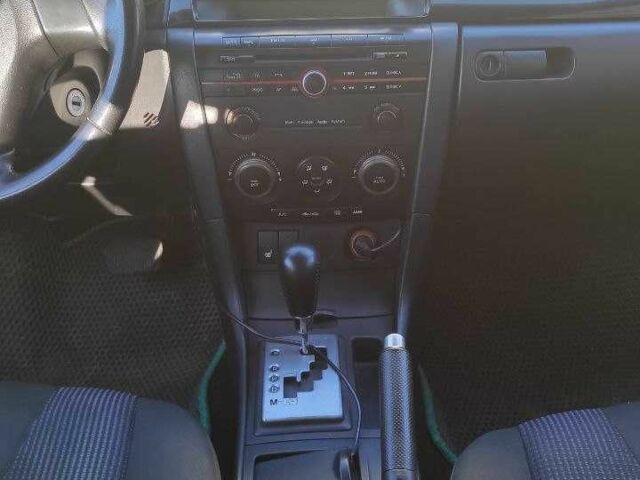 Зеленый Мазда 3, объемом двигателя 1.6 л и пробегом 270 тыс. км за 3500 $, фото 9 на Automoto.ua