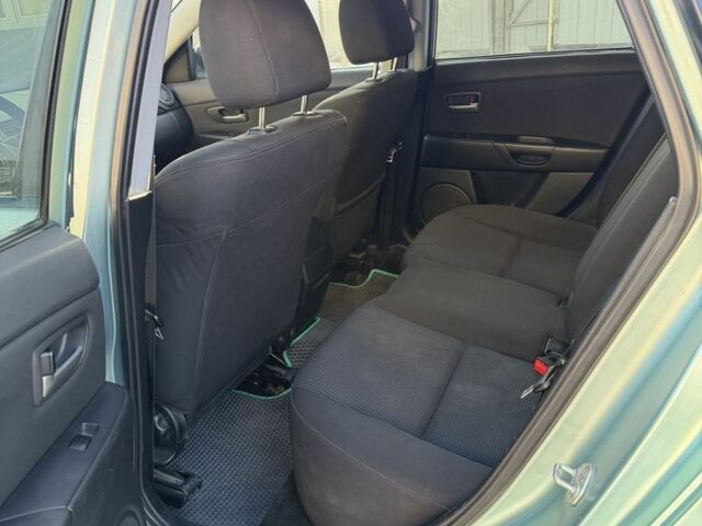 Зелений Мазда 3, об'ємом двигуна 1.6 л та пробігом 192 тис. км за 5200 $, фото 7 на Automoto.ua