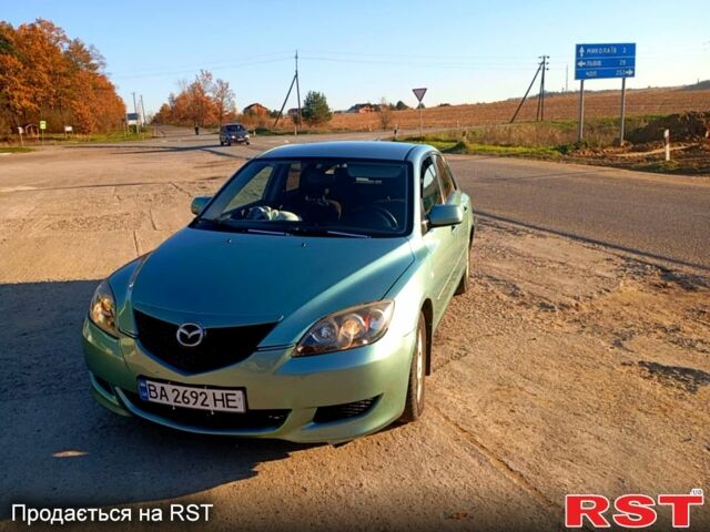 Зеленый Мазда 3, объемом двигателя 1.6 л и пробегом 300 тыс. км за 2200 $, фото 4 на Automoto.ua