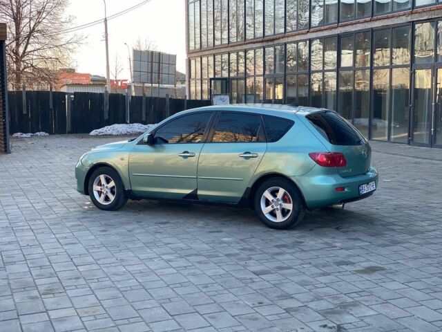 Зелений Мазда 3, об'ємом двигуна 1.6 л та пробігом 350 тис. км за 2550 $, фото 3 на Automoto.ua