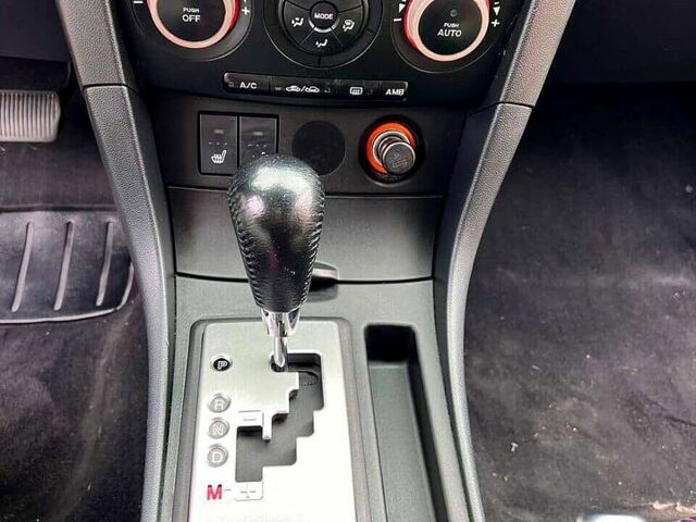 Зеленый Мазда 3, объемом двигателя 1.6 л и пробегом 227 тыс. км за 4500 $, фото 5 на Automoto.ua