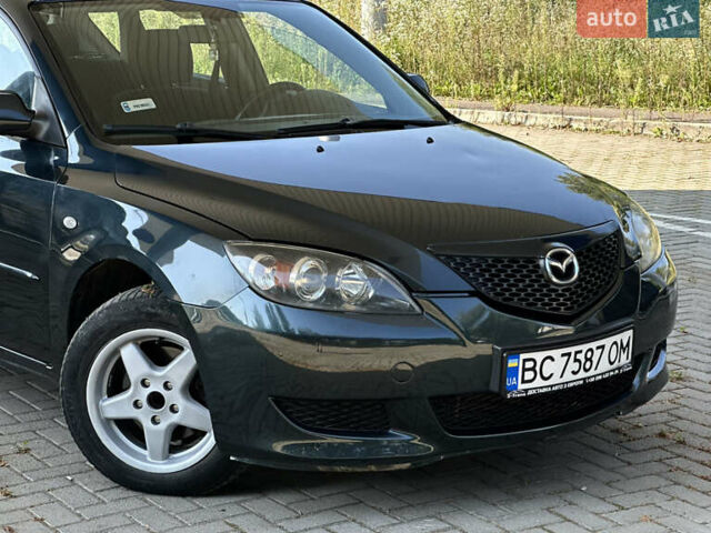 Зеленый Мазда 3, объемом двигателя 1.6 л и пробегом 280 тыс. км за 3700 $, фото 6 на Automoto.ua