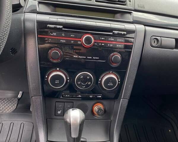 Зеленый Мазда 3, объемом двигателя 1.6 л и пробегом 254 тыс. км за 5200 $, фото 11 на Automoto.ua
