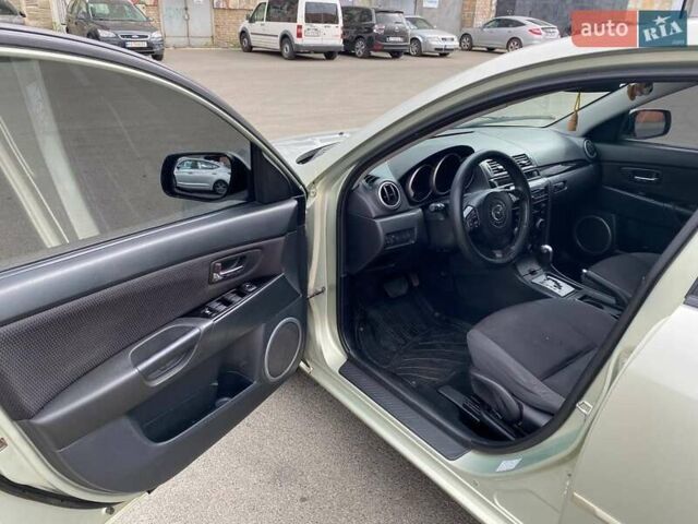 Зеленый Мазда 3, объемом двигателя 1.6 л и пробегом 254 тыс. км за 5200 $, фото 15 на Automoto.ua