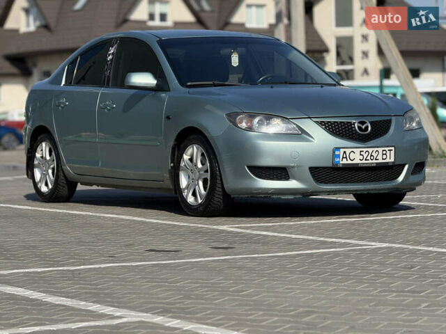 Зеленый Мазда 3, объемом двигателя 1.6 л и пробегом 182 тыс. км за 3800 $, фото 4 на Automoto.ua