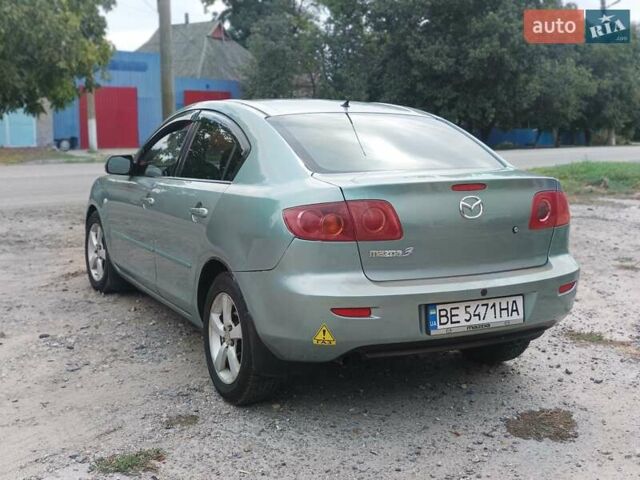 Зелений Мазда 3, об'ємом двигуна 1.6 л та пробігом 340 тис. км за 3850 $, фото 5 на Automoto.ua