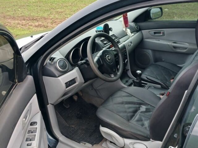 Зелений Мазда 3, об'ємом двигуна 1.6 л та пробігом 3 тис. км за 4500 $, фото 4 на Automoto.ua