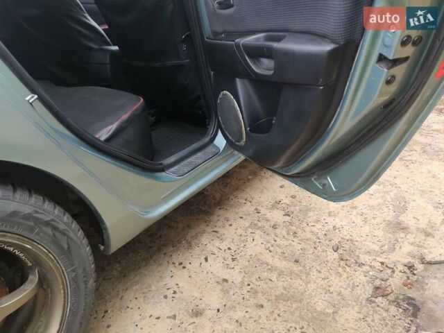 Зеленый Мазда 3, объемом двигателя 1.6 л и пробегом 253 тыс. км за 3550 $, фото 13 на Automoto.ua