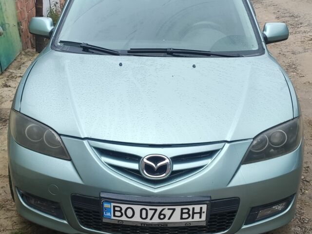 Зеленый Мазда 3, объемом двигателя 1.6 л и пробегом 253 тыс. км за 3550 $, фото 1 на Automoto.ua