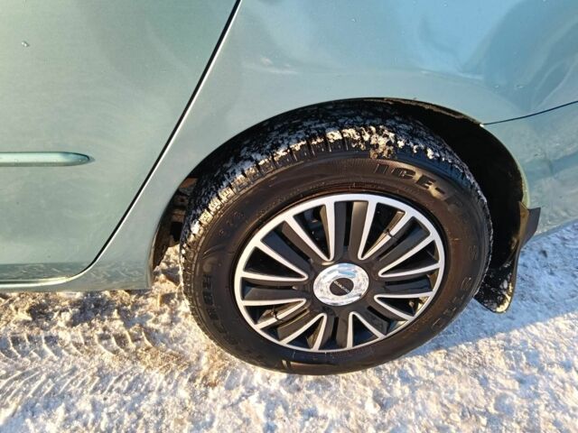 Зелений Мазда 3, об'ємом двигуна 1.6 л та пробігом 190 тис. км за 5000 $, фото 9 на Automoto.ua