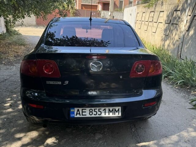 Зеленый Мазда 3, объемом двигателя 1.6 л и пробегом 258 тыс. км за 3899 $, фото 4 на Automoto.ua