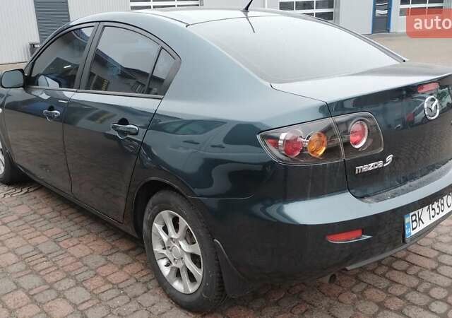 Зелений Мазда 3, об'ємом двигуна 1.6 л та пробігом 292 тис. км за 6000 $, фото 9 на Automoto.ua