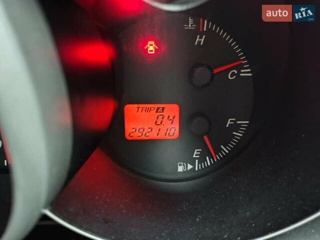 Зелений Мазда 3, об'ємом двигуна 1.6 л та пробігом 292 тис. км за 6000 $, фото 11 на Automoto.ua