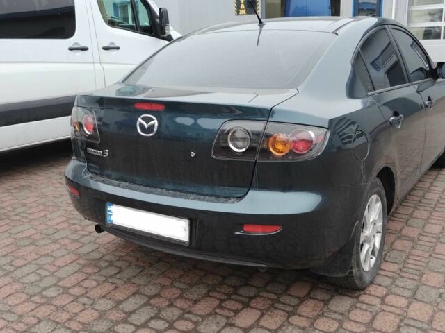 Зелений Мазда 3, об'ємом двигуна 1.6 л та пробігом 292 тис. км за 6000 $, фото 7 на Automoto.ua
