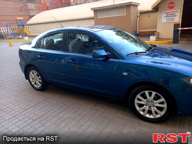 Зеленый Мазда 3, объемом двигателя 1.6 л и пробегом 160 тыс. км за 5900 $, фото 1 на Automoto.ua