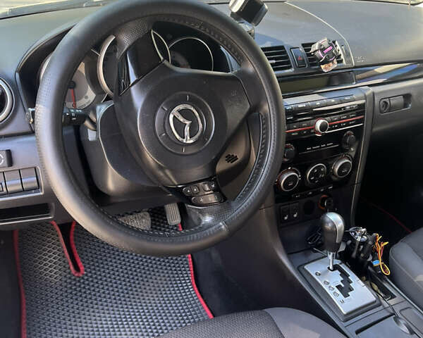 Зелений Мазда 3, об'ємом двигуна 1.6 л та пробігом 275 тис. км за 6200 $, фото 16 на Automoto.ua