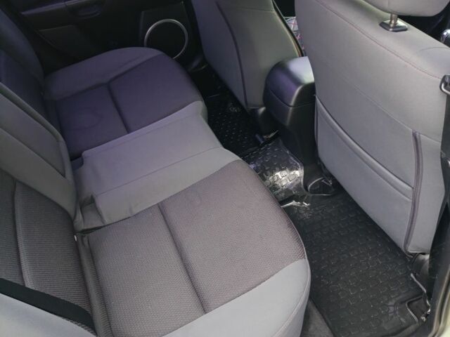 Зеленый Мазда 3, объемом двигателя 1.6 л и пробегом 230 тыс. км за 5700 $, фото 8 на Automoto.ua