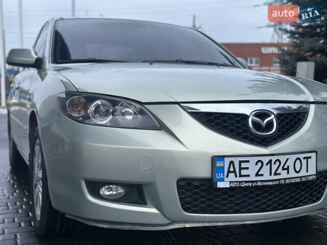 Зеленый Мазда 3, объемом двигателя 1.6 л и пробегом 238 тыс. км за 5200 $, фото 3 на Automoto.ua