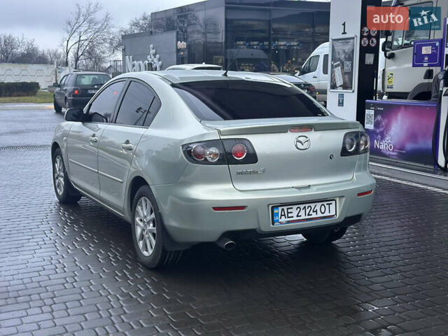 Зеленый Мазда 3, объемом двигателя 1.6 л и пробегом 238 тыс. км за 5200 $, фото 5 на Automoto.ua