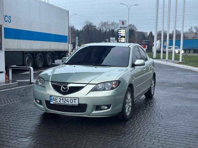 Зеленый Мазда 3, объемом двигателя 1.6 л и пробегом 238 тыс. км за 5200 $, фото 1 на Automoto.ua
