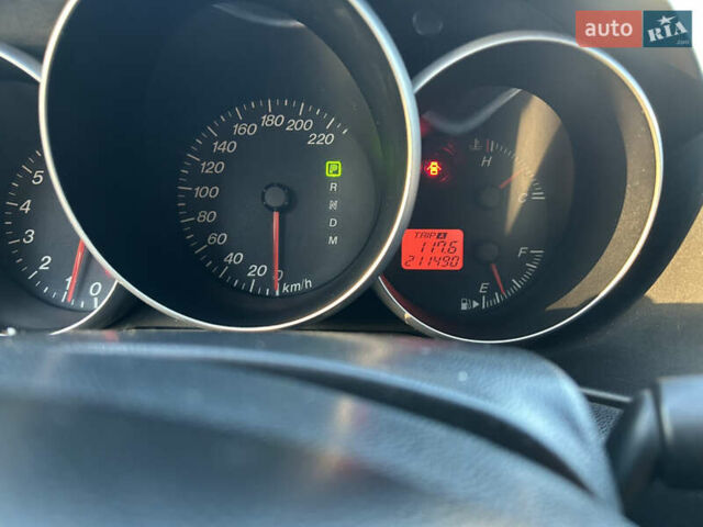 Помаранчевий Мазда 3, об'ємом двигуна 1.6 л та пробігом 211 тис. км за 5700 $, фото 12 на Automoto.ua