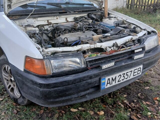 Білий Мазда 323, об'ємом двигуна 1.3 л та пробігом 500 тис. км за 715 $, фото 1 на Automoto.ua