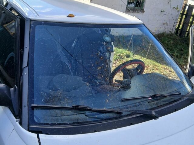 Білий Мазда 323, об'ємом двигуна 1.3 л та пробігом 500 тис. км за 715 $, фото 16 на Automoto.ua