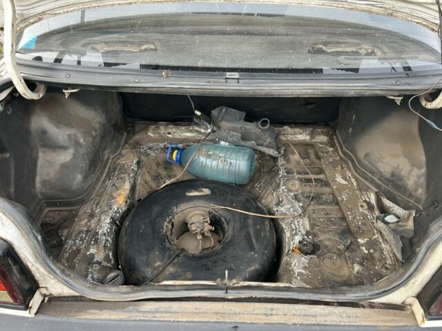 Белый Мазда 323, объемом двигателя 0 л и пробегом 1 тыс. км за 638 $, фото 3 на Automoto.ua