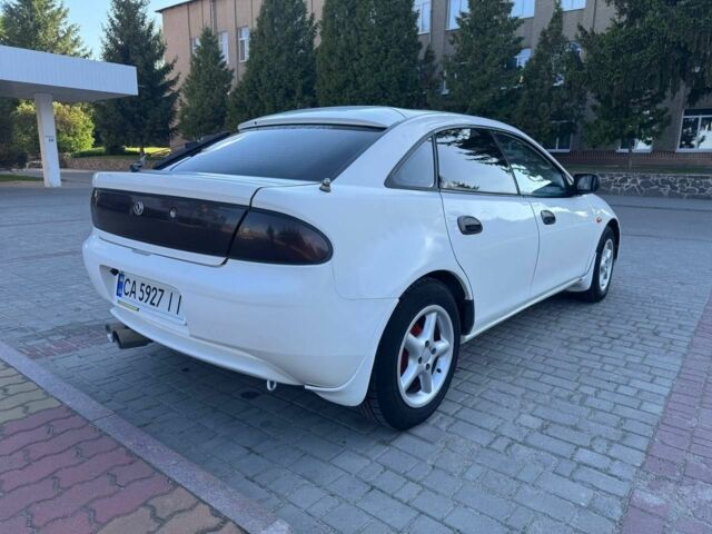 Белый Мазда 323, объемом двигателя 1.5 л и пробегом 445 тыс. км за 3300 $, фото 4 на Automoto.ua