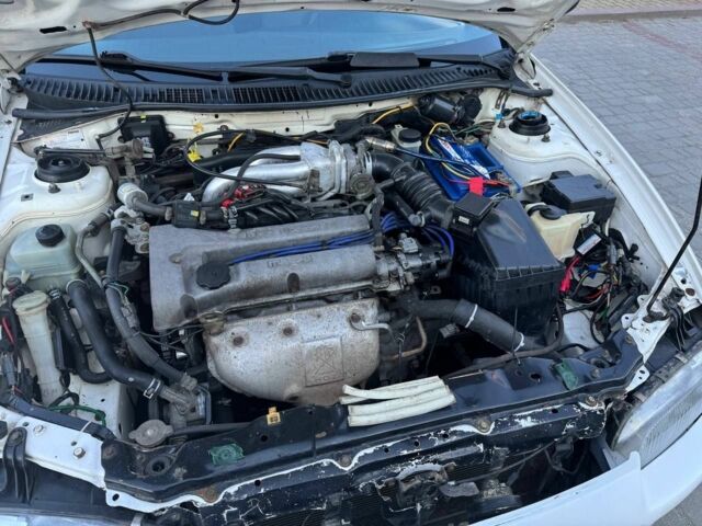 Белый Мазда 323, объемом двигателя 1.5 л и пробегом 445 тыс. км за 3300 $, фото 5 на Automoto.ua