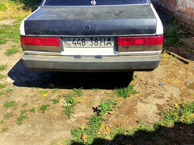 Білий Мазда 323, об'ємом двигуна 1.3 л та пробігом 380 тис. км за 720 $, фото 6 на Automoto.ua